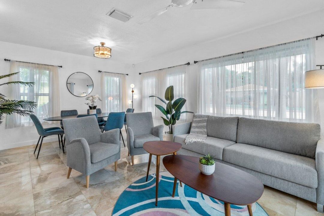 For Rent: $13,500 (2 beds, 2 baths, 1135 Square Feet)