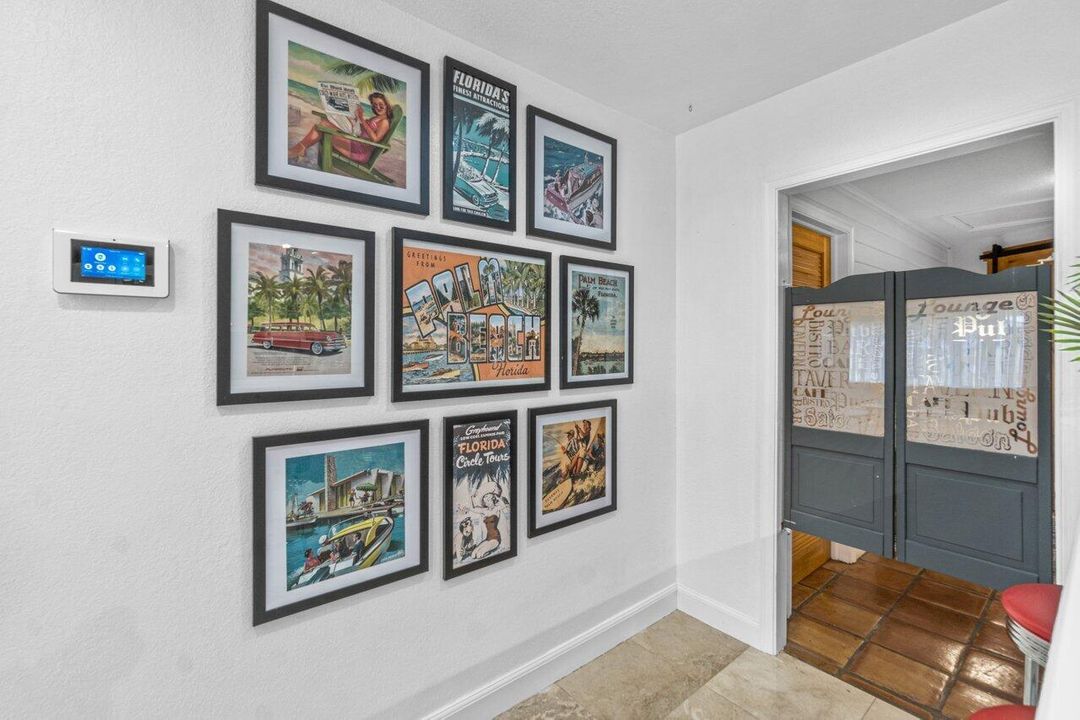 For Rent: $13,500 (2 beds, 2 baths, 1135 Square Feet)