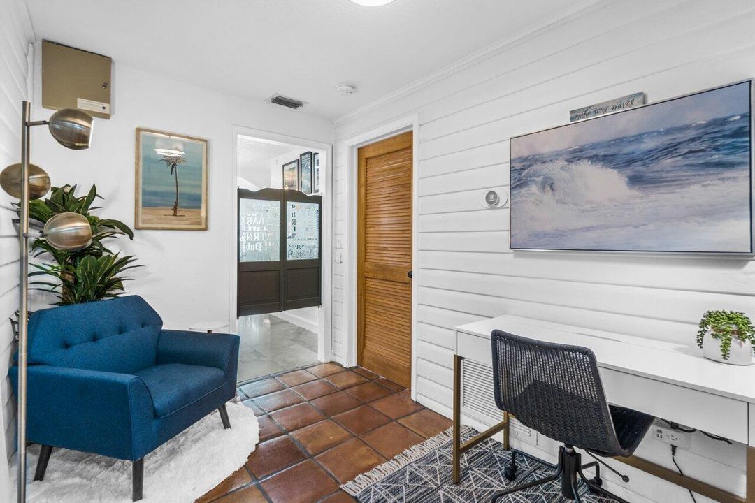 For Rent: $13,500 (2 beds, 2 baths, 1135 Square Feet)