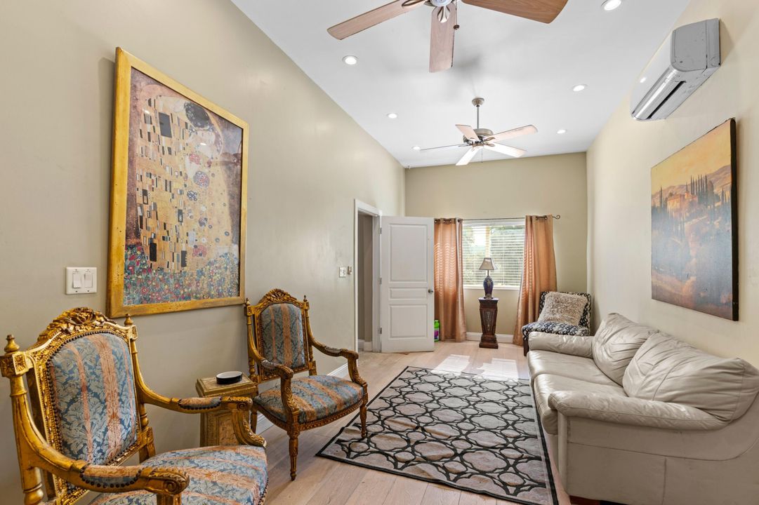 待售: $799,000 (3 贝兹, 3 浴室, 2305 平方英尺)