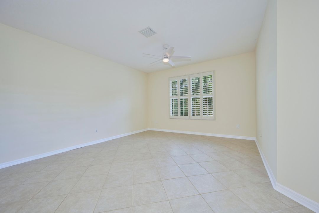 For Rent: $2,250 (3 beds, 2 baths, 2000 Square Feet)