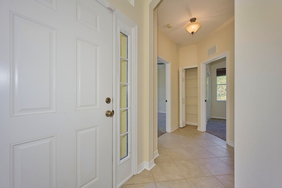 For Rent: $2,250 (3 beds, 2 baths, 2000 Square Feet)