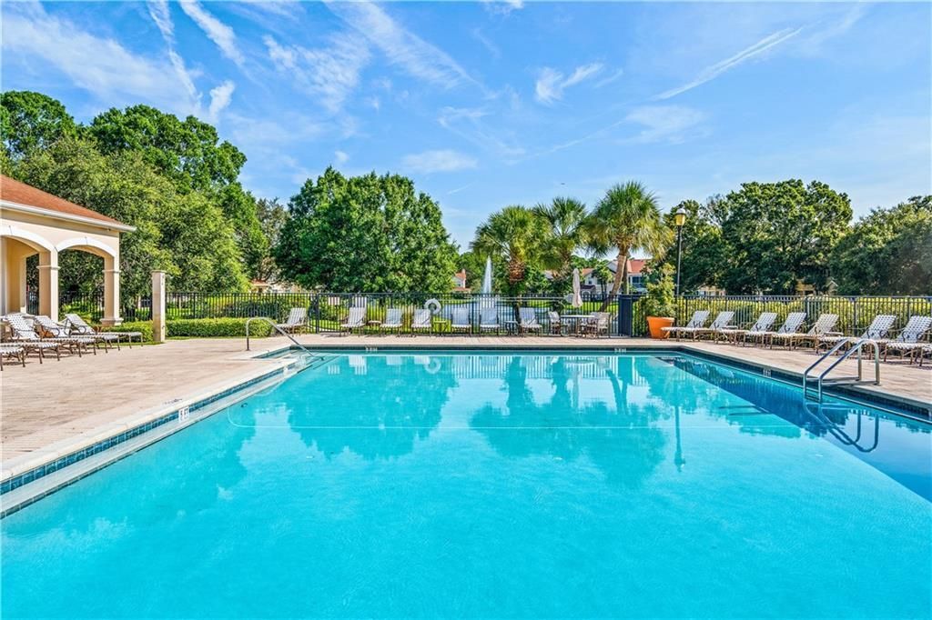 На продажу: $199,000 (2 спален, 2 ванн, 1035 Квадратных фут)