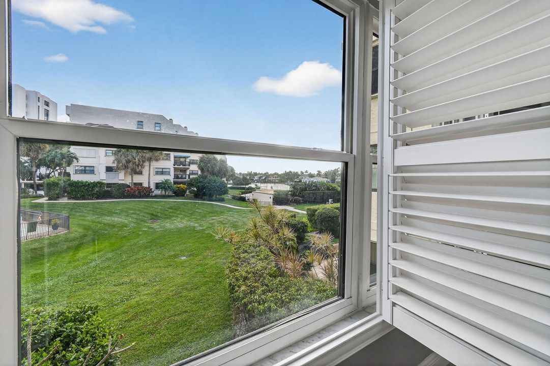 En Venta: $675,000 (3 camas, 2 baños, 2011 Pies cuadrados)