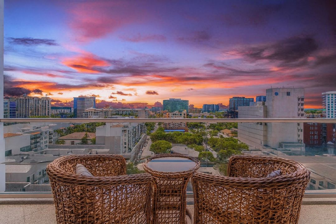 На продажу: $3,950,000 (3 спален, 2 ванн, 2091 Квадратных фут)