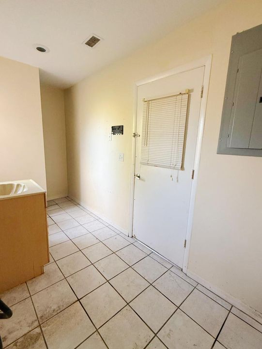 En Venta: $257,000 (2 camas, 2 baños, 1512 Pies cuadrados)