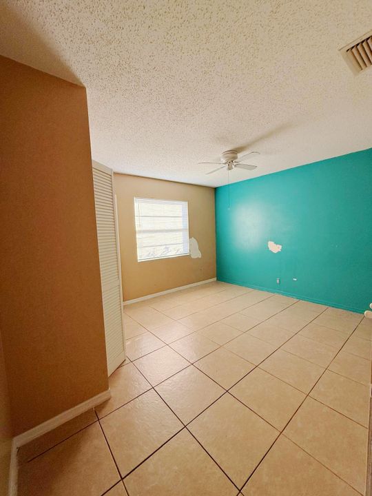 En Venta: $257,000 (2 camas, 2 baños, 1512 Pies cuadrados)