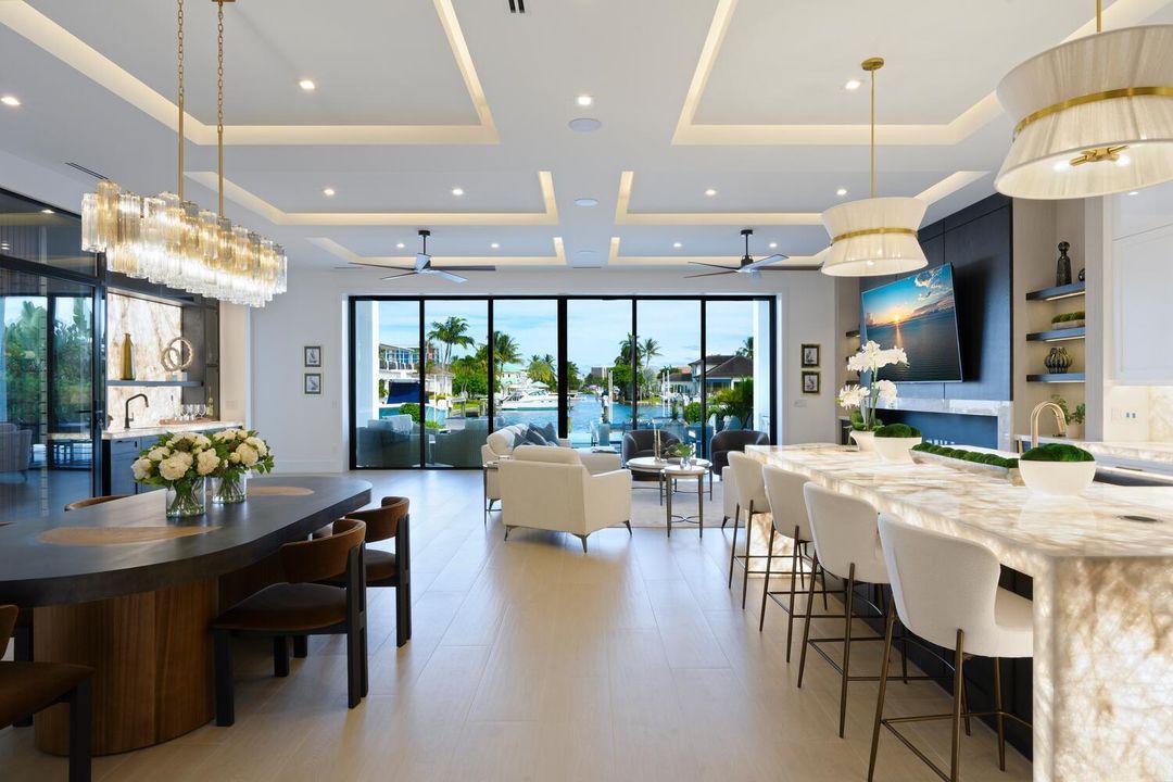 待售: $10,800,000 (6 贝兹, 7 浴室, 7100 平方英尺)