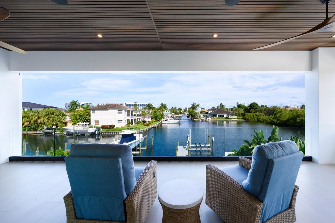 待售: $10,800,000 (6 贝兹, 7 浴室, 7100 平方英尺)