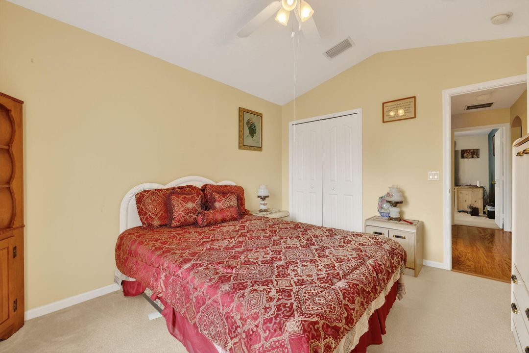 待售: $420,000 (4 贝兹, 3 浴室, 2028 平方英尺)