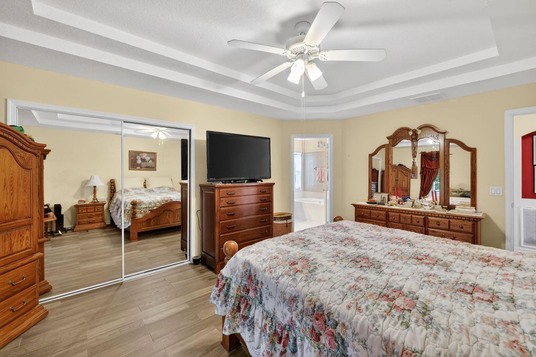 待售: $420,000 (4 贝兹, 3 浴室, 2028 平方英尺)