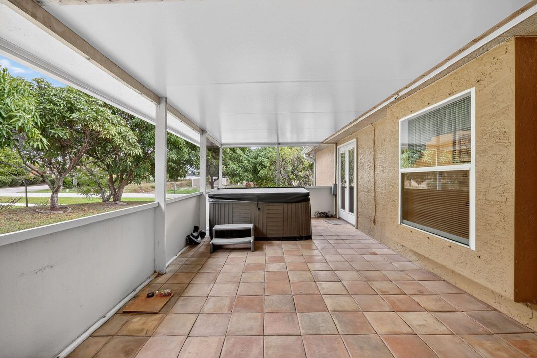 待售: $420,000 (4 贝兹, 3 浴室, 2028 平方英尺)