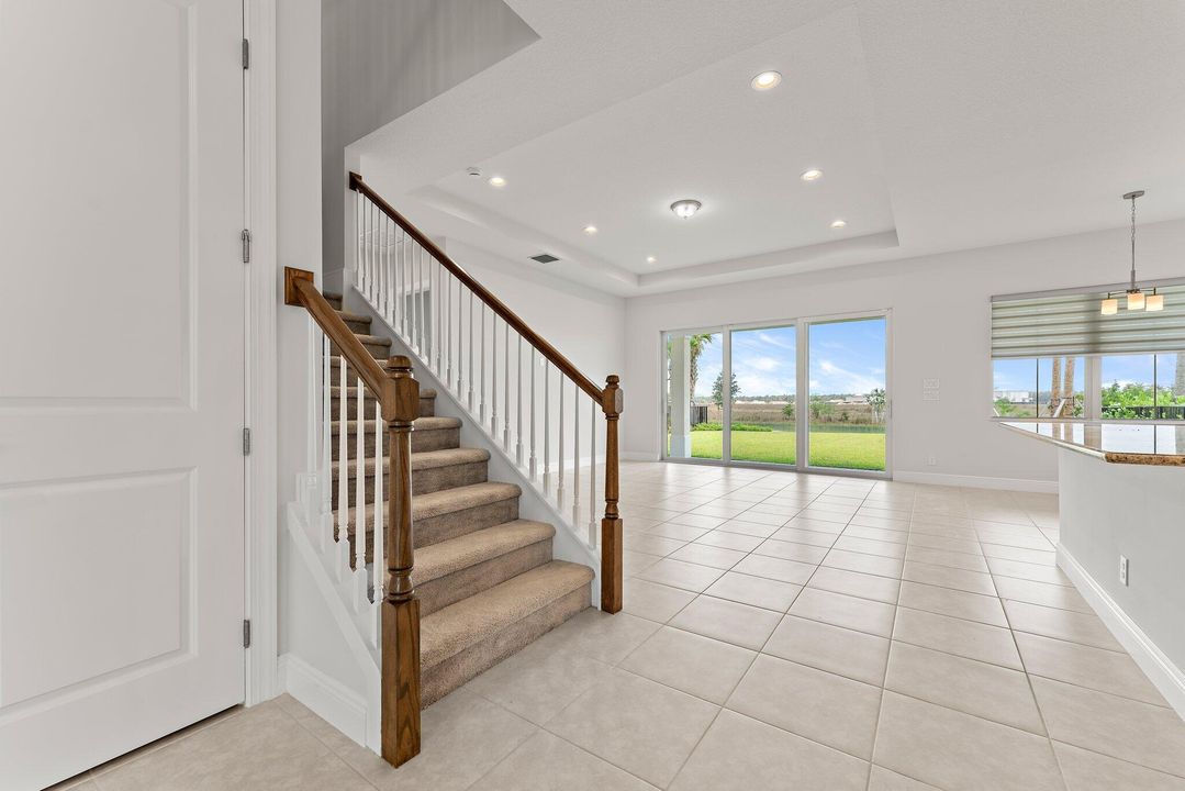 En Renta: $5,300 (5 camas, 3 baños, 3151 Pies cuadrados)