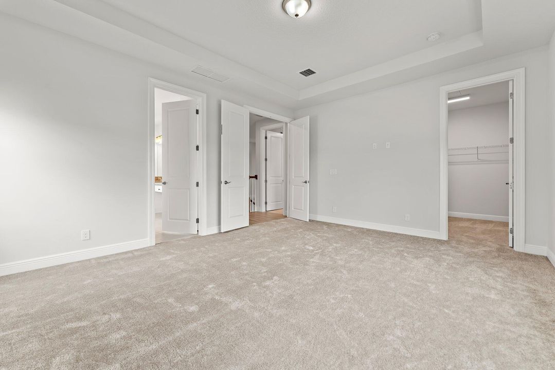 En Renta: $5,300 (5 camas, 3 baños, 3151 Pies cuadrados)