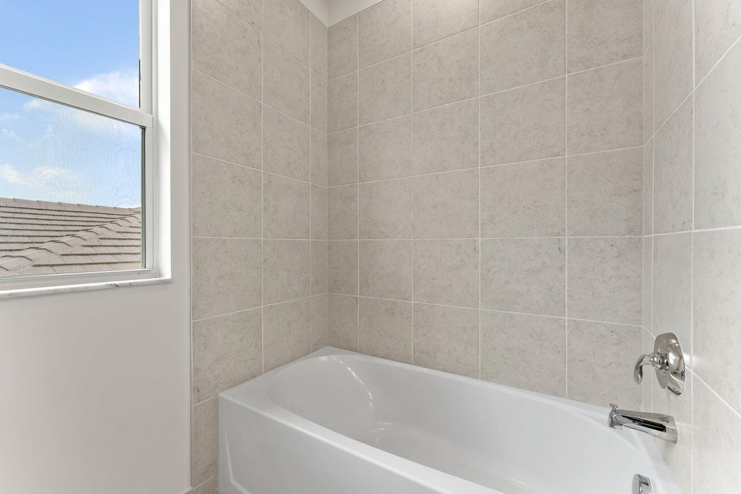 En Renta: $5,300 (5 camas, 3 baños, 3151 Pies cuadrados)