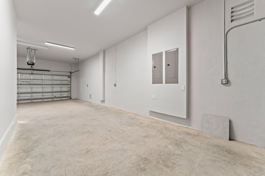 En Renta: $5,300 (5 camas, 3 baños, 3151 Pies cuadrados)