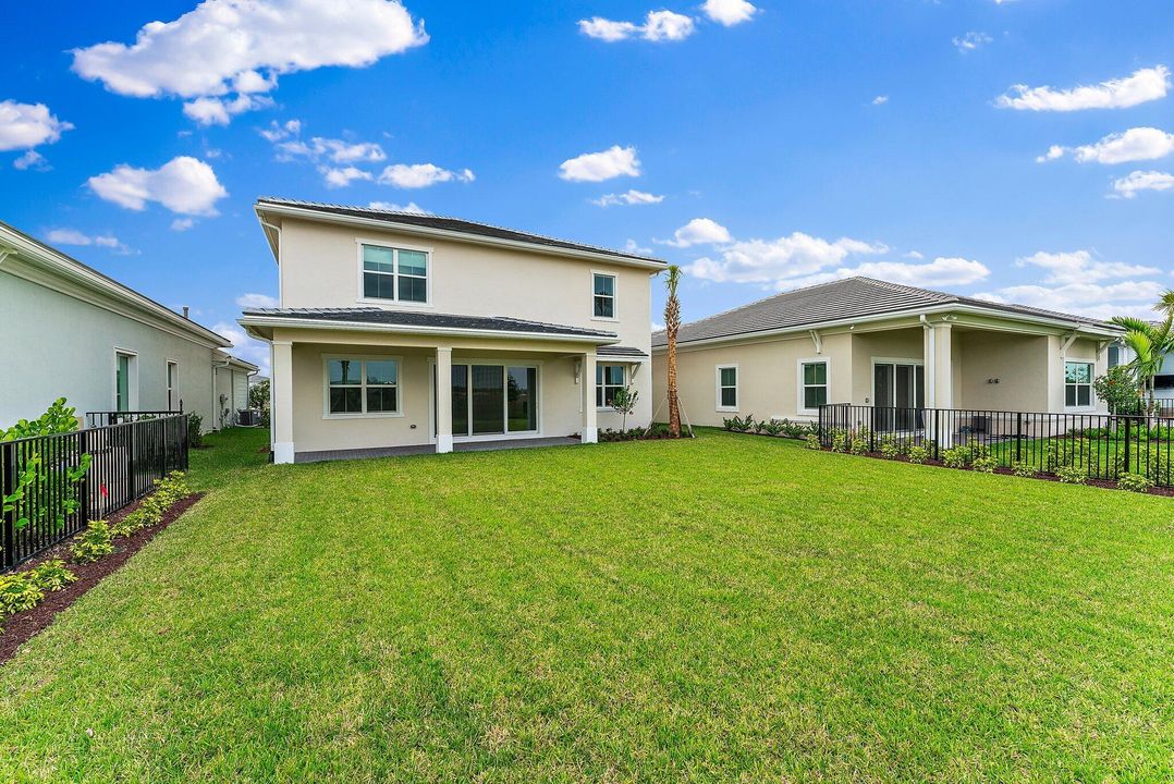 En Renta: $5,300 (5 camas, 3 baños, 3151 Pies cuadrados)