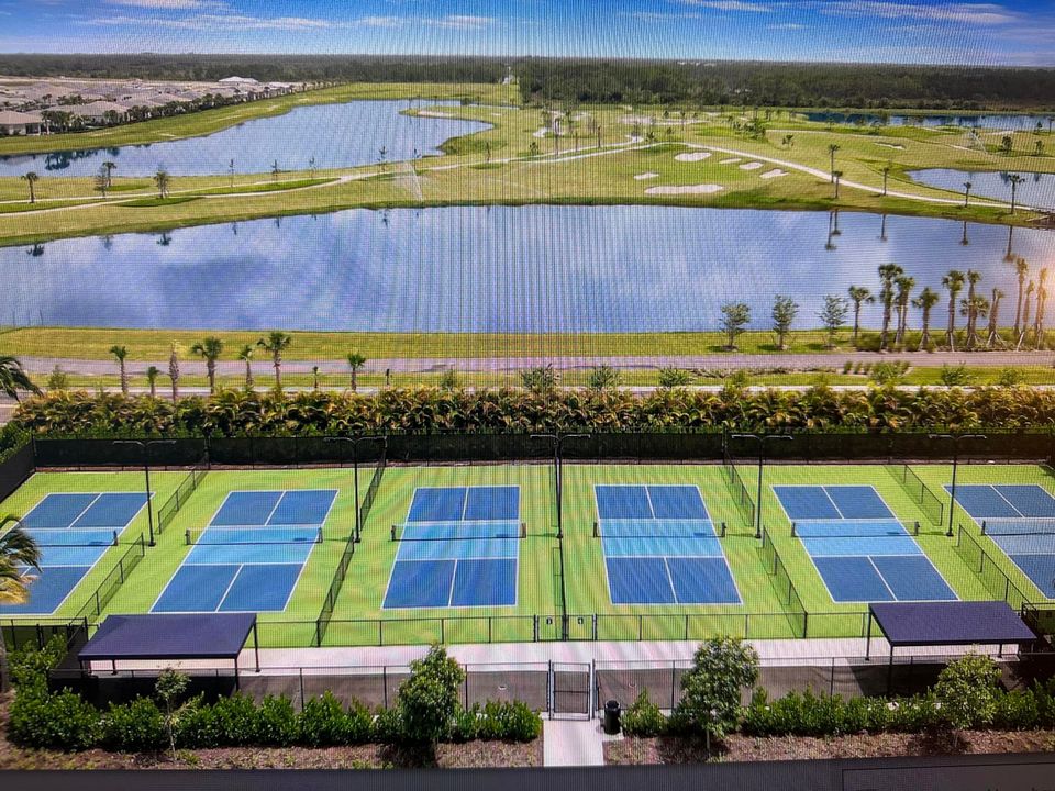 En Renta: $5,300 (5 camas, 3 baños, 3151 Pies cuadrados)