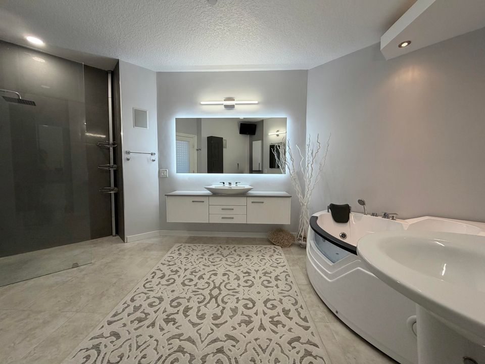 For Sale: $875,000 (3 beds, 2 baths, 2151 Square Feet)