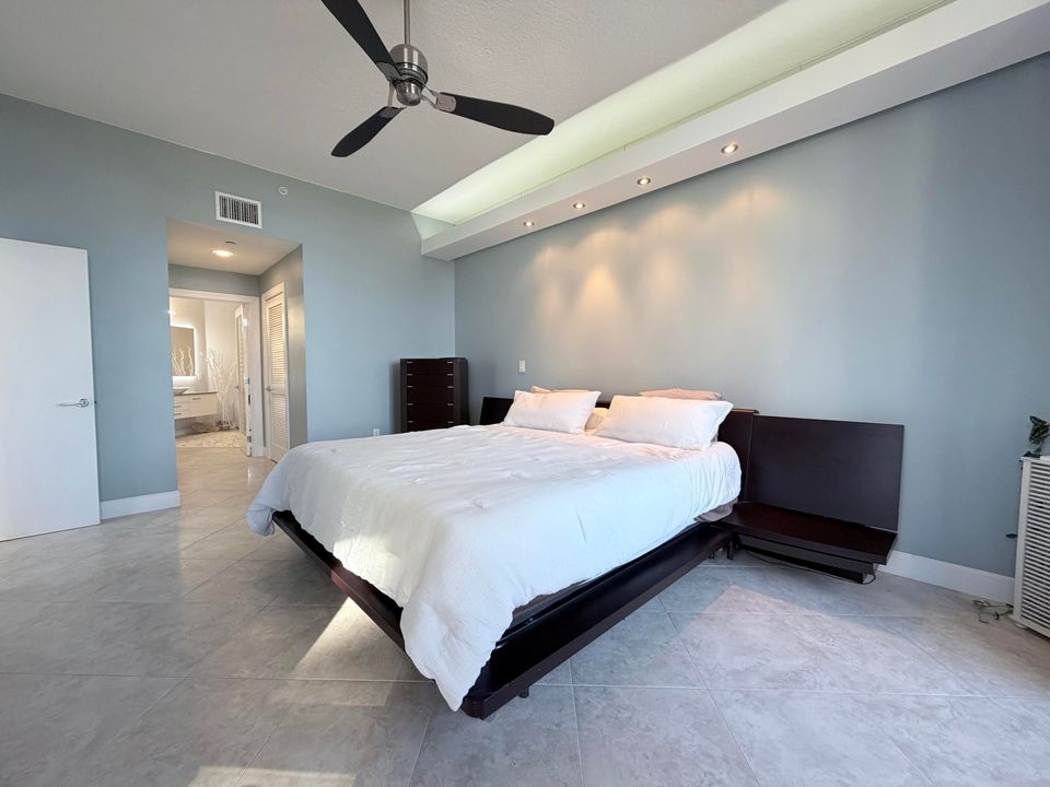 For Sale: $875,000 (3 beds, 2 baths, 2151 Square Feet)