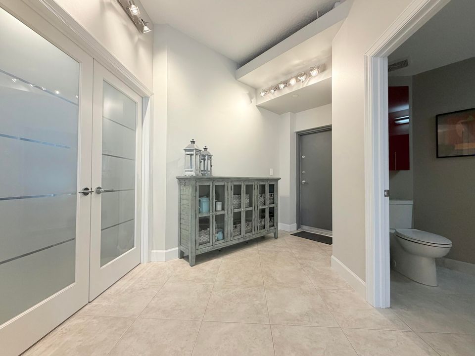 For Sale: $875,000 (3 beds, 2 baths, 2151 Square Feet)