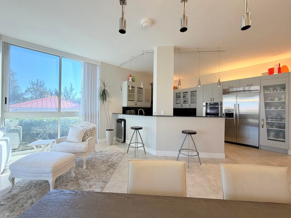 For Sale: $875,000 (3 beds, 2 baths, 2151 Square Feet)