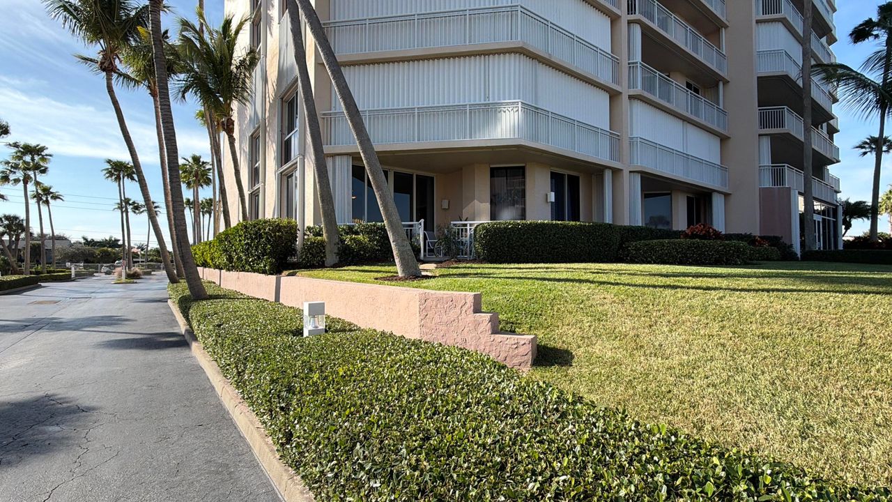 For Sale: $875,000 (3 beds, 2 baths, 2151 Square Feet)