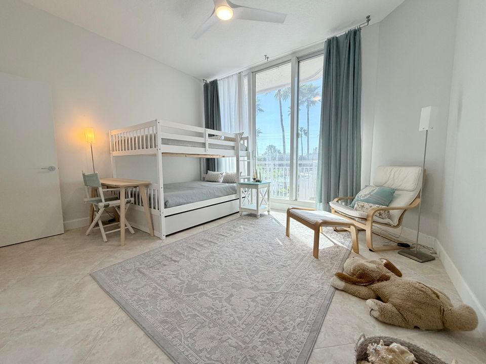 For Sale: $875,000 (3 beds, 2 baths, 2151 Square Feet)