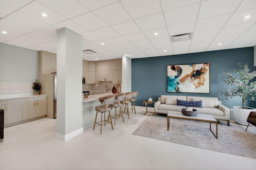 En Venta: $895,000 (2 camas, 2 baños, 1045 Pies cuadrados)