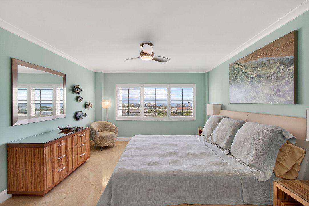 En Venta: $895,000 (2 camas, 2 baños, 1045 Pies cuadrados)