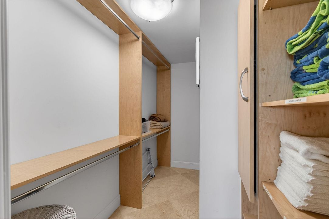 En Venta: $895,000 (2 camas, 2 baños, 1045 Pies cuadrados)