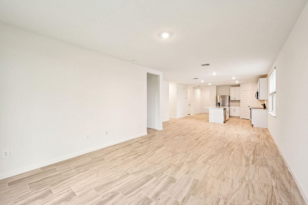 For Sale: $385,590 (3 beds, 2 baths, 1695 Square Feet)