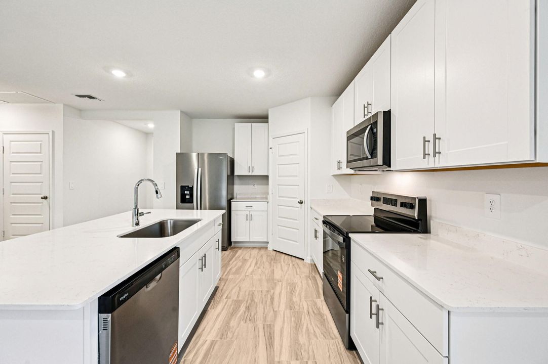 For Sale: $385,590 (3 beds, 2 baths, 1695 Square Feet)