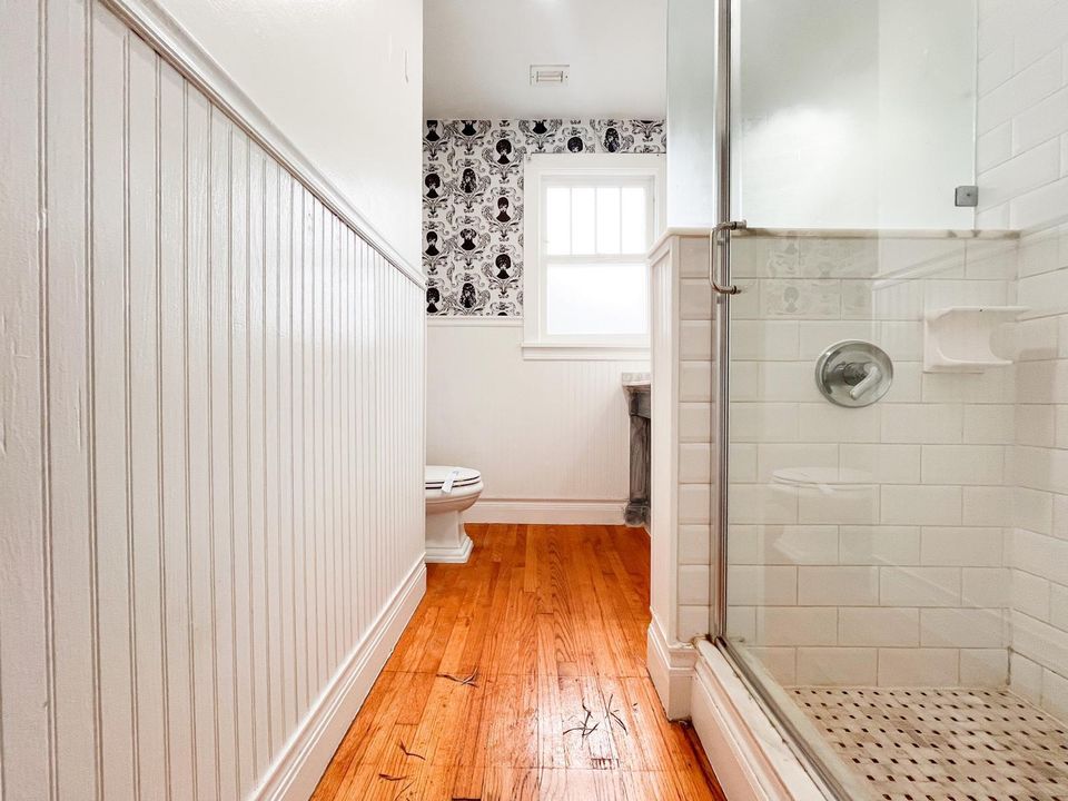 出租: $3,500 (2 贝兹, 1 浴室, 888 平方英尺)