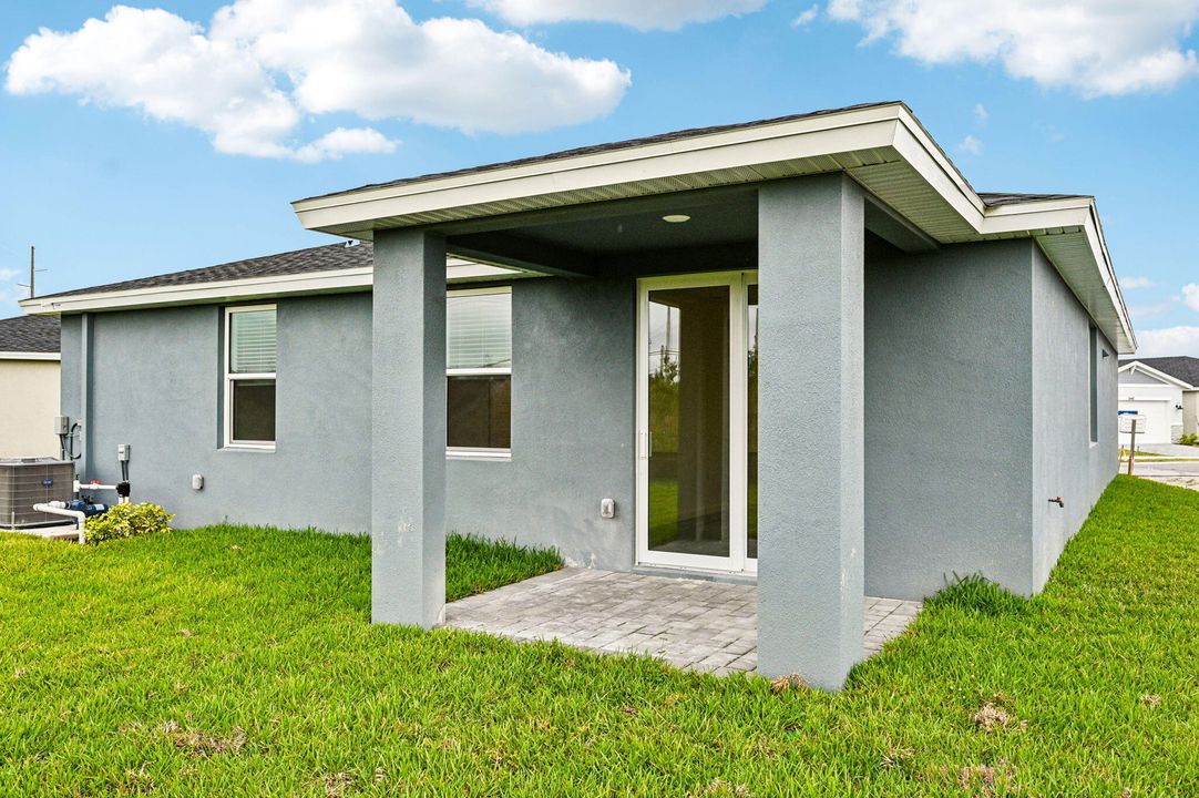 For Sale: $385,590 (3 beds, 2 baths, 1695 Square Feet)