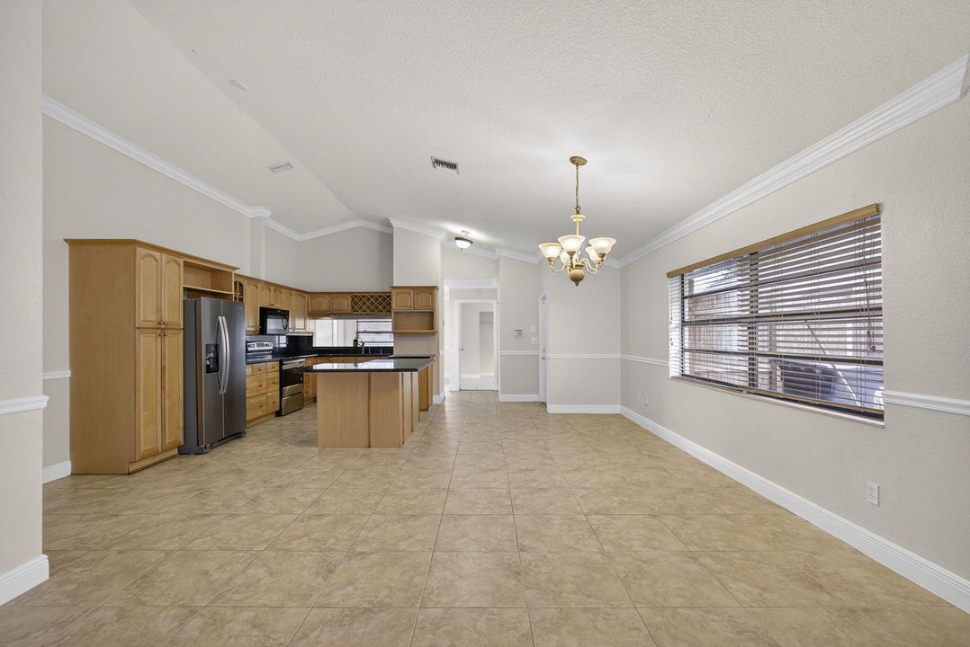 В аренду: $3,000 (4 спален, 2 ванн, 1638 Квадратных фут)