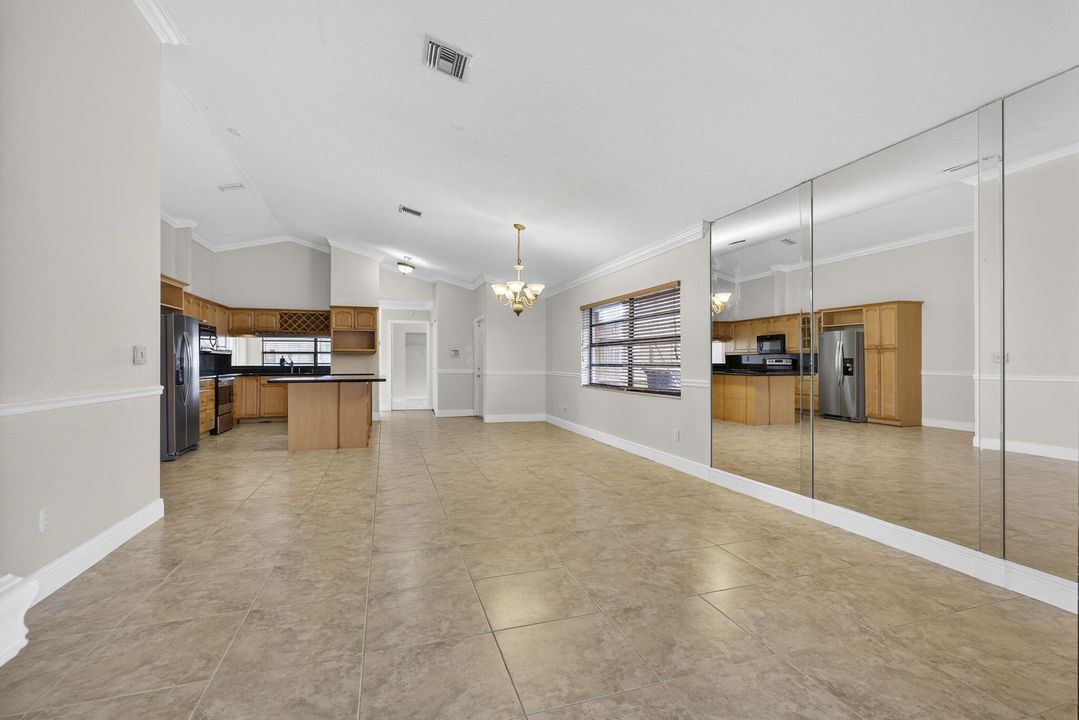 В аренду: $3,000 (4 спален, 2 ванн, 1638 Квадратных фут)