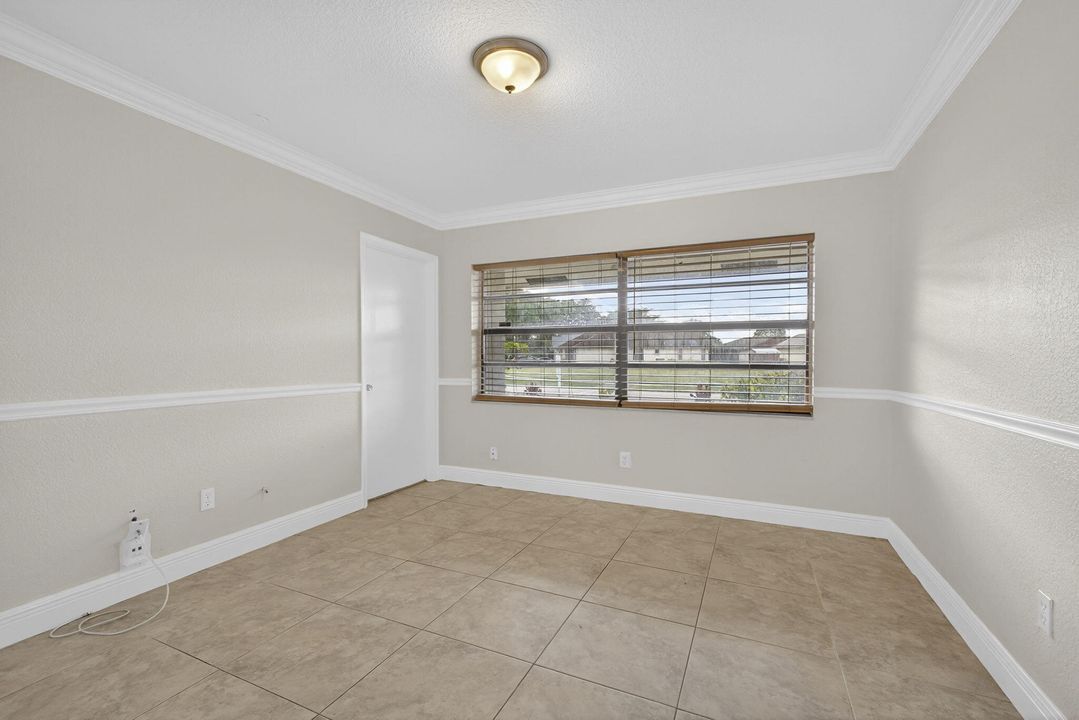 В аренду: $3,000 (4 спален, 2 ванн, 1638 Квадратных фут)