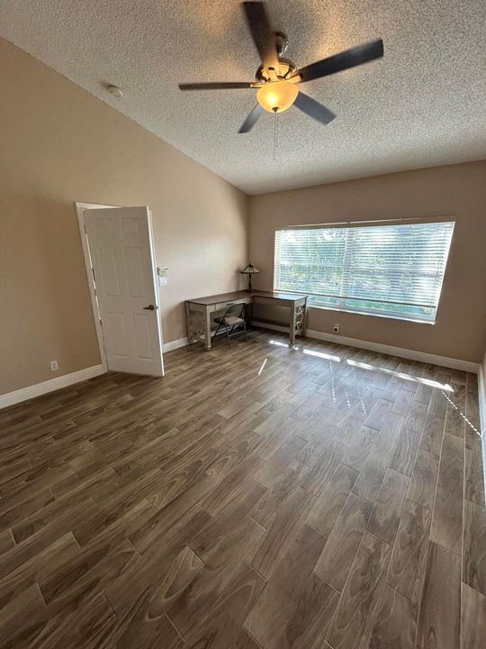 For Rent: $2,795 (2 beds, 2 baths, 1491 Square Feet)