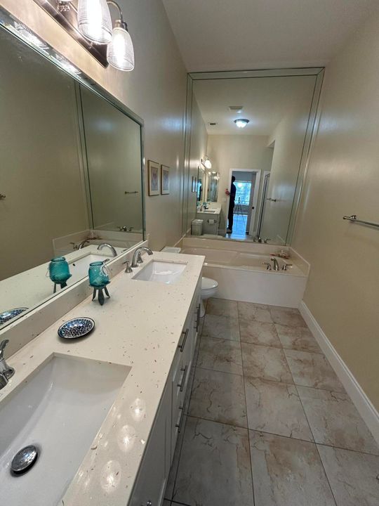 For Rent: $2,795 (2 beds, 2 baths, 1491 Square Feet)