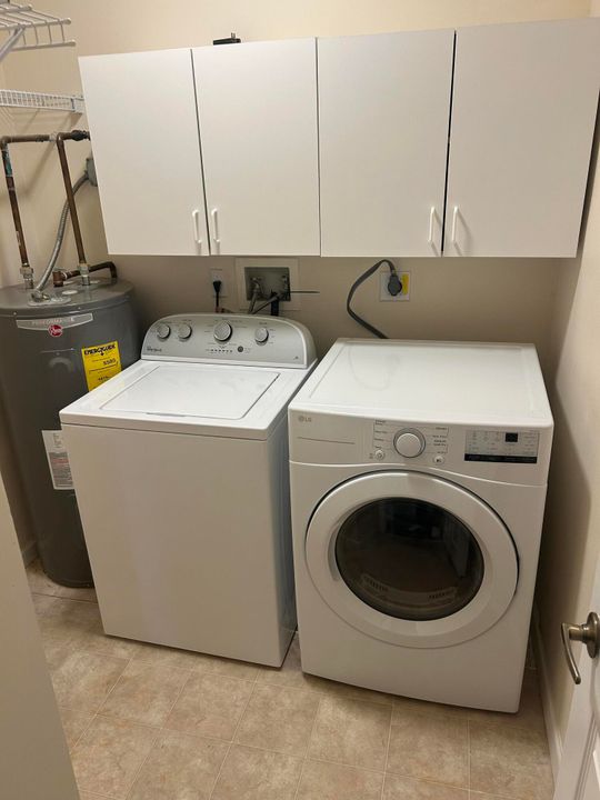 For Rent: $2,795 (2 beds, 2 baths, 1491 Square Feet)