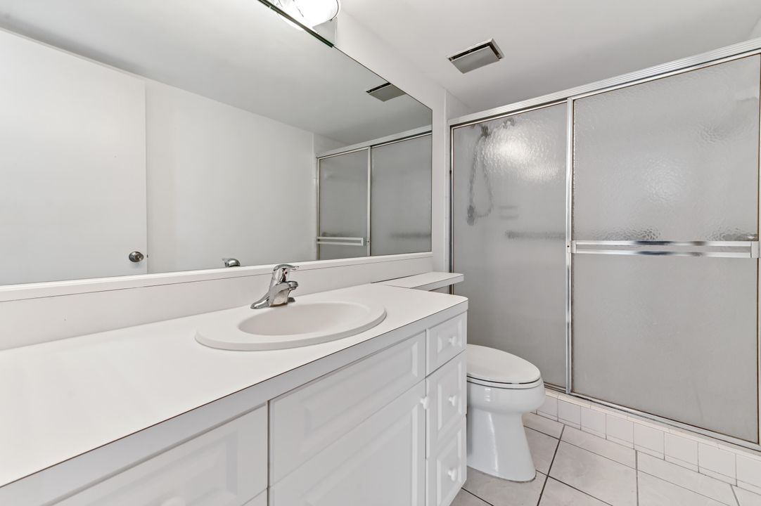 Active With Contract: $749,900 (2 beds, 2 baths, 1247 Square Feet)