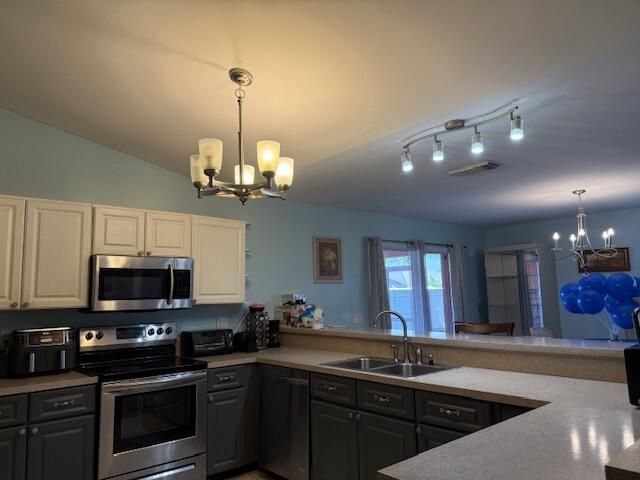 待售: $348,000 (3 贝兹, 2 浴室, 2076 平方英尺)