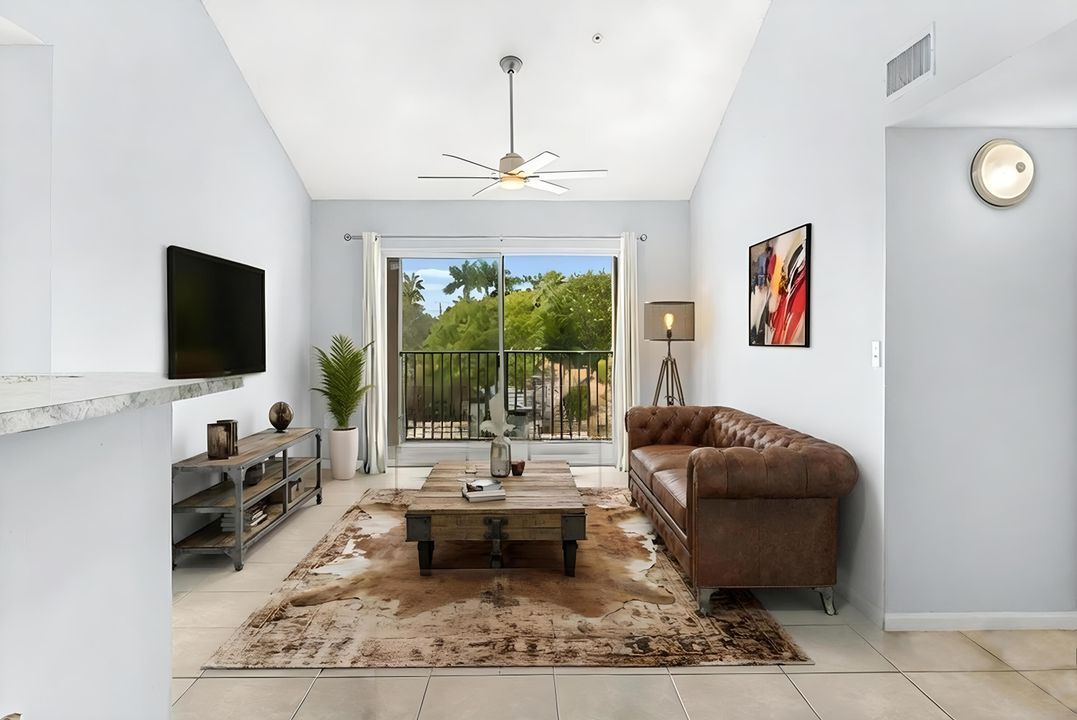 En Venta: $254,900 (2 camas, 2 baños, 1076 Pies cuadrados)