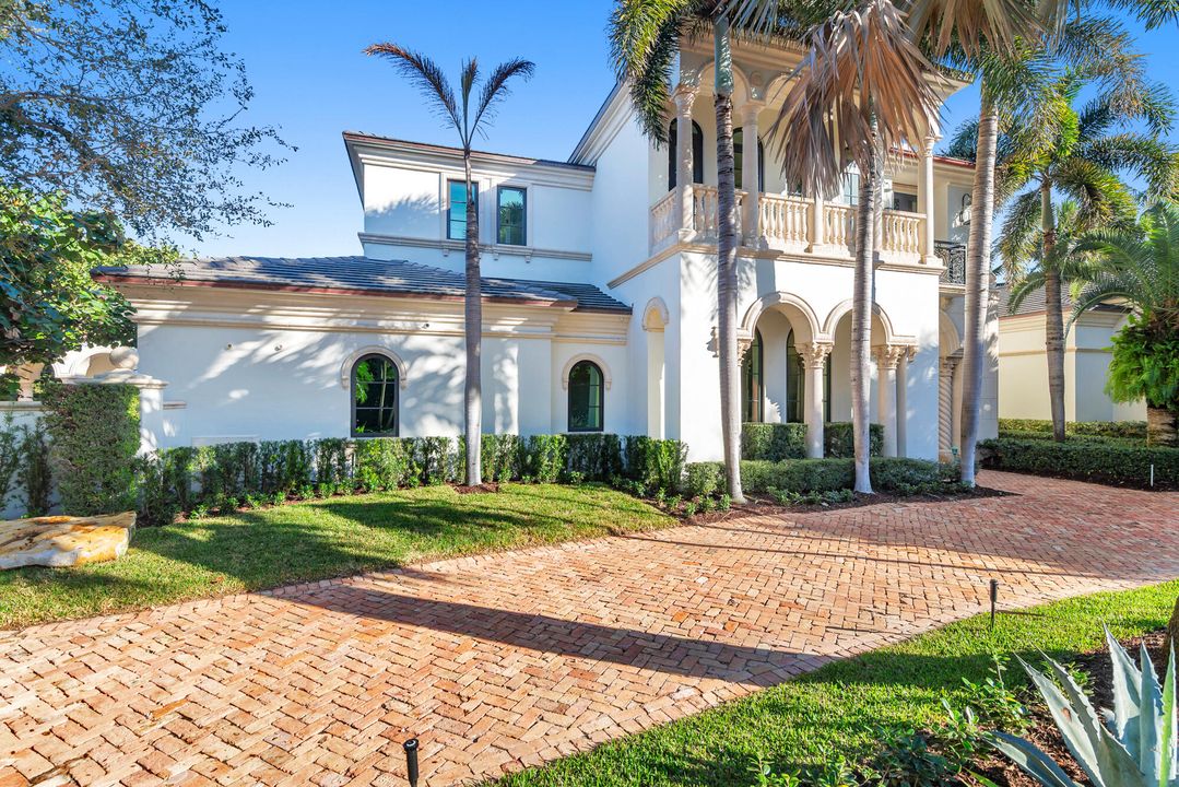 For Sale: $19,500,000 (6 beds, 8 baths, 8176 Square Feet)