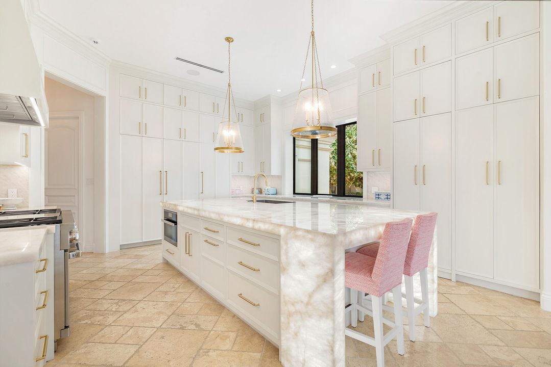 For Sale: $19,500,000 (6 beds, 8 baths, 8176 Square Feet)