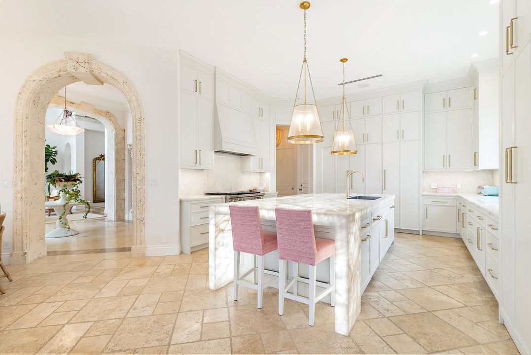 For Sale: $19,500,000 (6 beds, 8 baths, 8176 Square Feet)