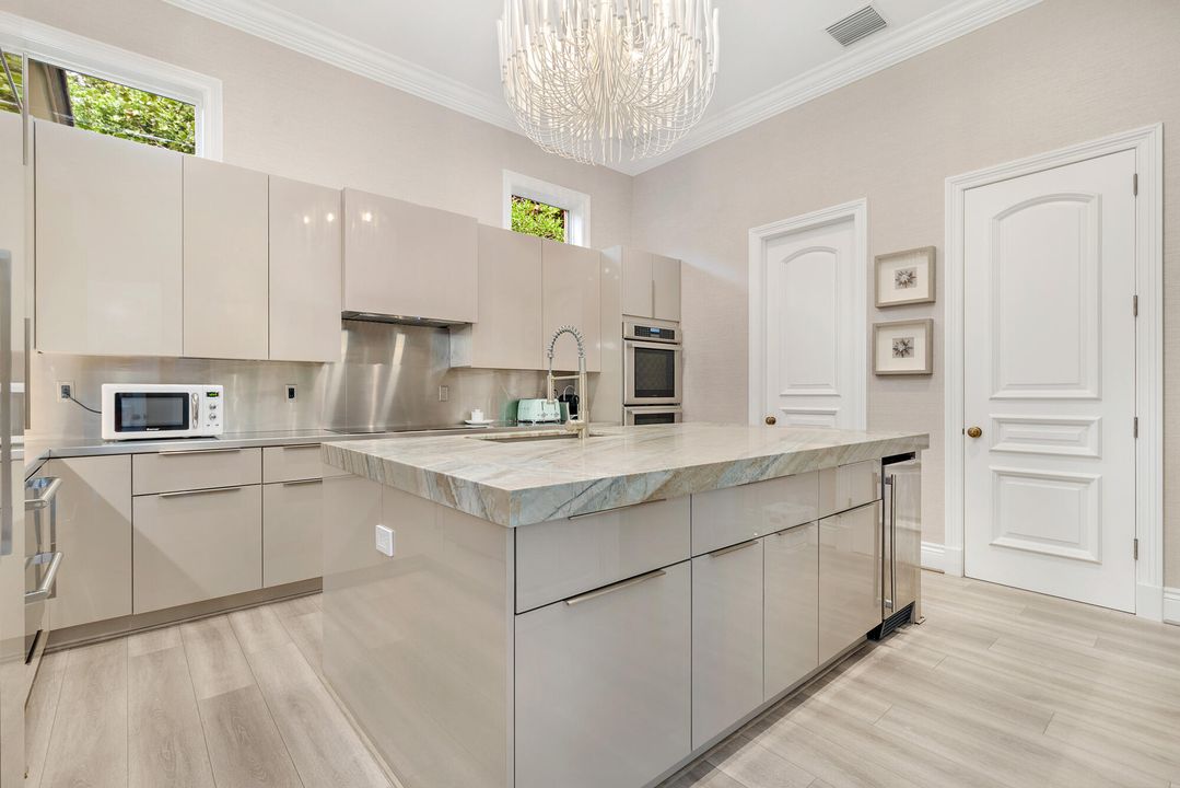 For Sale: $19,500,000 (6 beds, 8 baths, 8176 Square Feet)