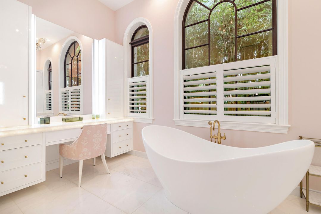 For Sale: $19,500,000 (6 beds, 8 baths, 8176 Square Feet)