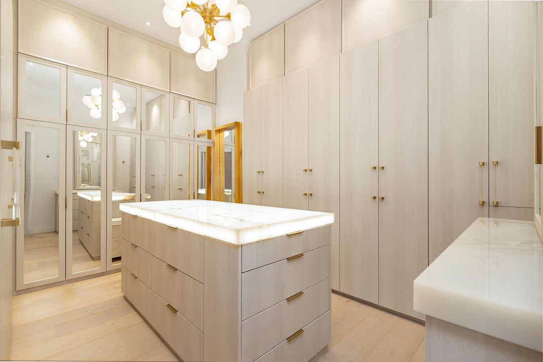 For Sale: $19,500,000 (6 beds, 8 baths, 8176 Square Feet)